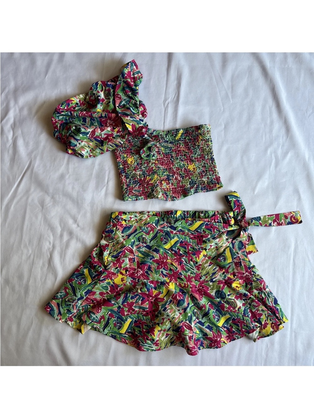 Floral 3-Piece Set Smocked Tube Top Wrap Skort Size LP (M)